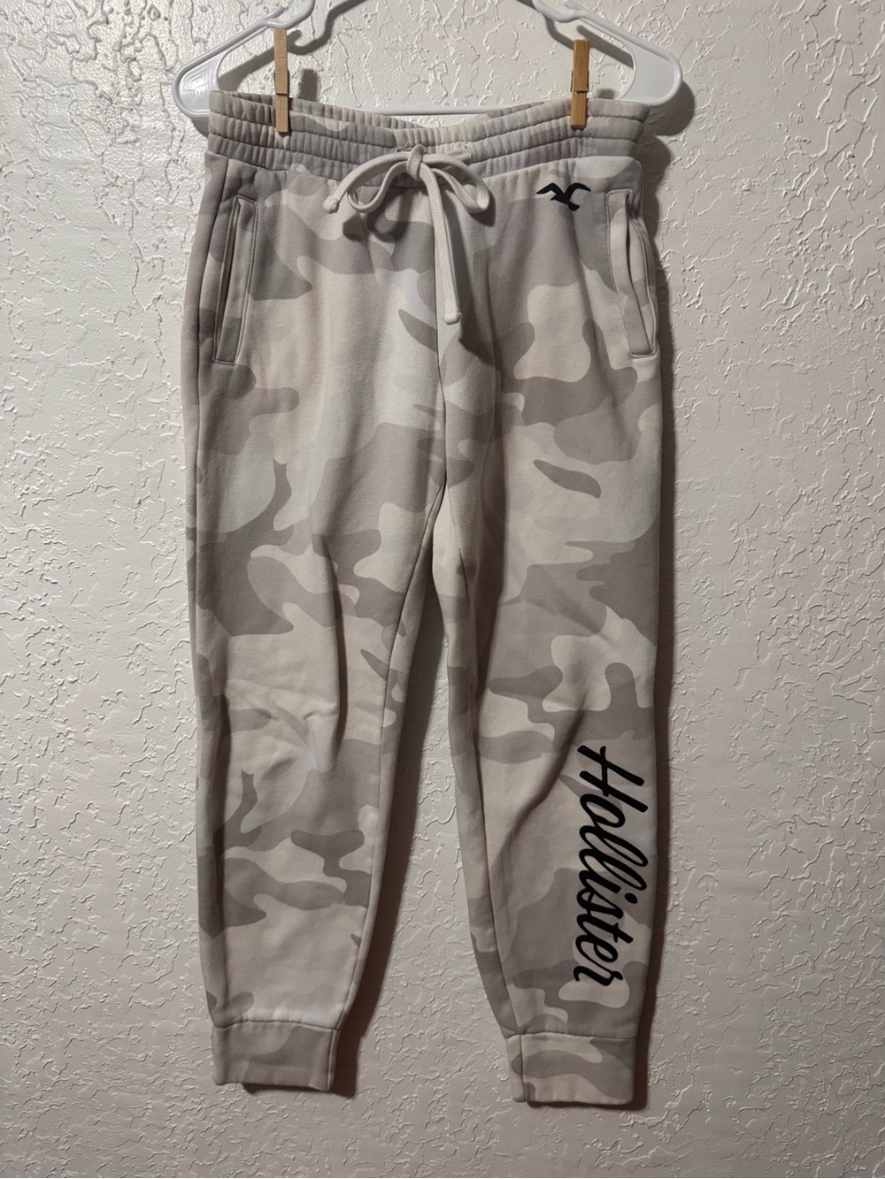 Hollister Women’s Camo Jogger Sweatpants